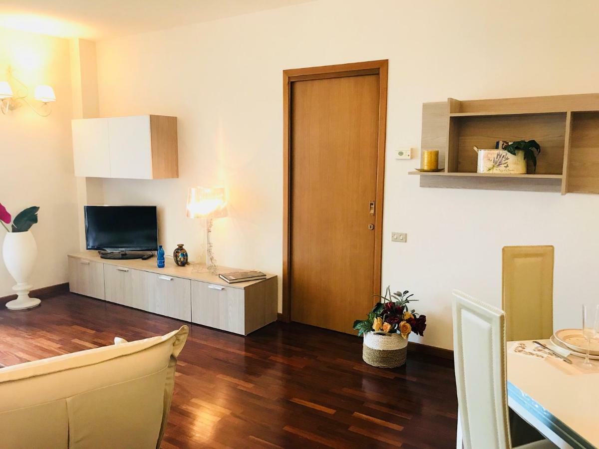 Chic Panoramic Apartment Bergamo Exterior photo